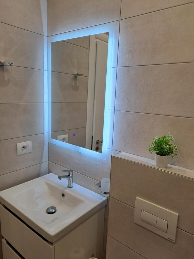 Solar Rooms And Apartments 希马拉 外观 照片